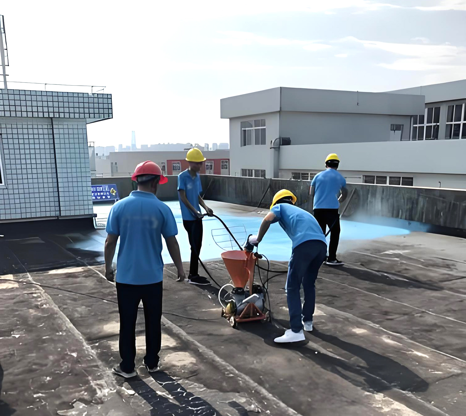 外墙防水怎么做全问答:从彩钢瓦翻新到厂房降温的实战指南